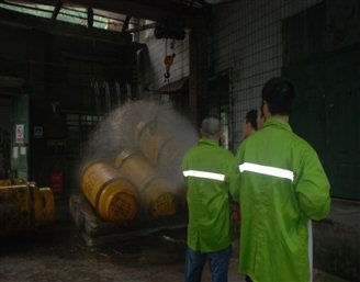 現場滅火處理.JPG